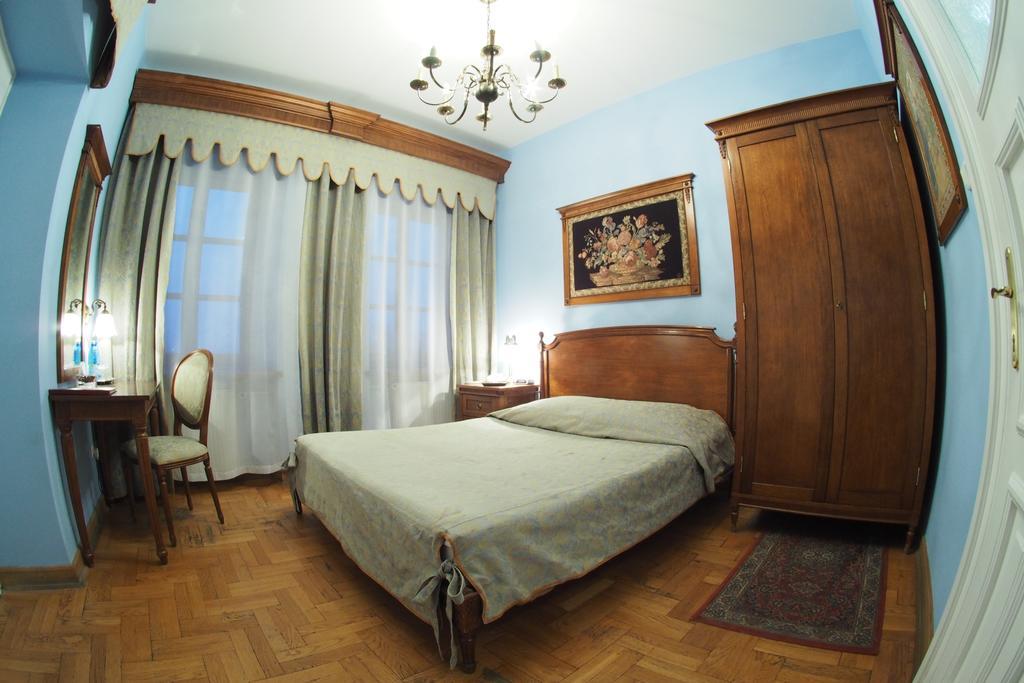 Rezydencja Waksman Bed and Breakfast Lublin Exteriör bild
